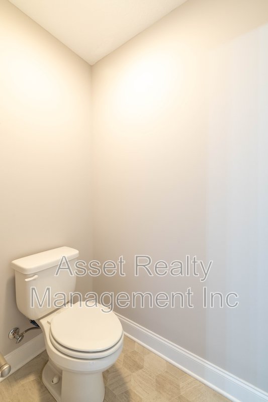 338 Broadberry Avenue property image
