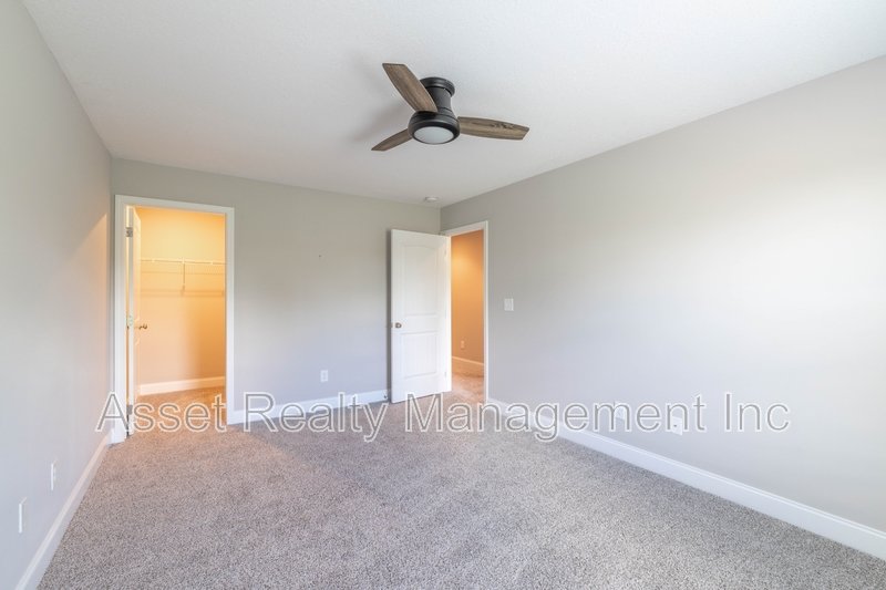 338 Broadberry Avenue property image