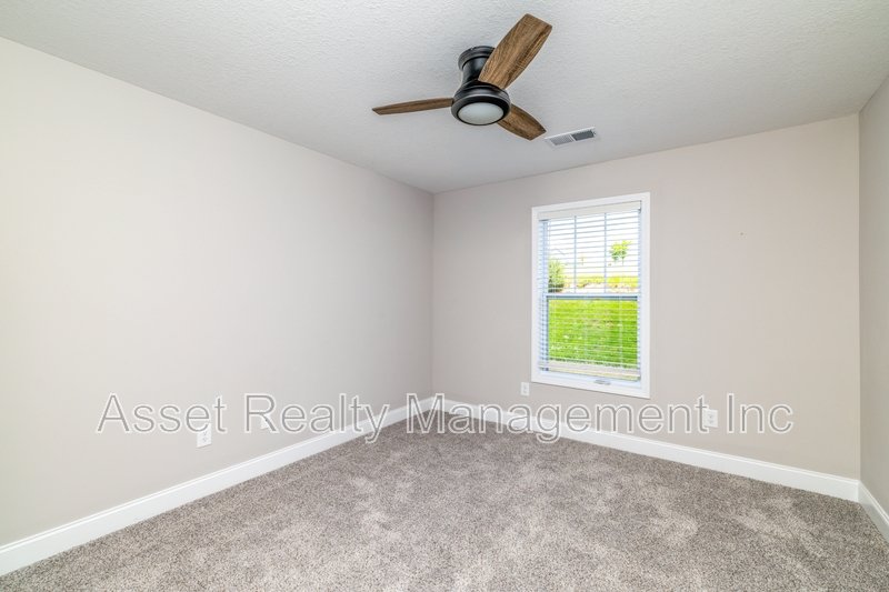 338 Broadberry Avenue property image