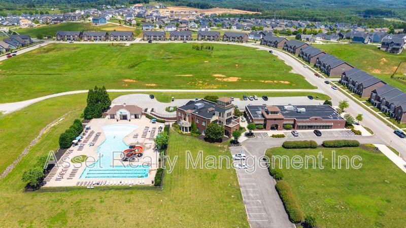 338 Broadberry Avenue property image