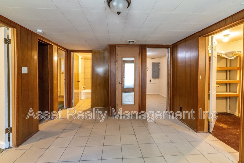 102 Wainwright property image