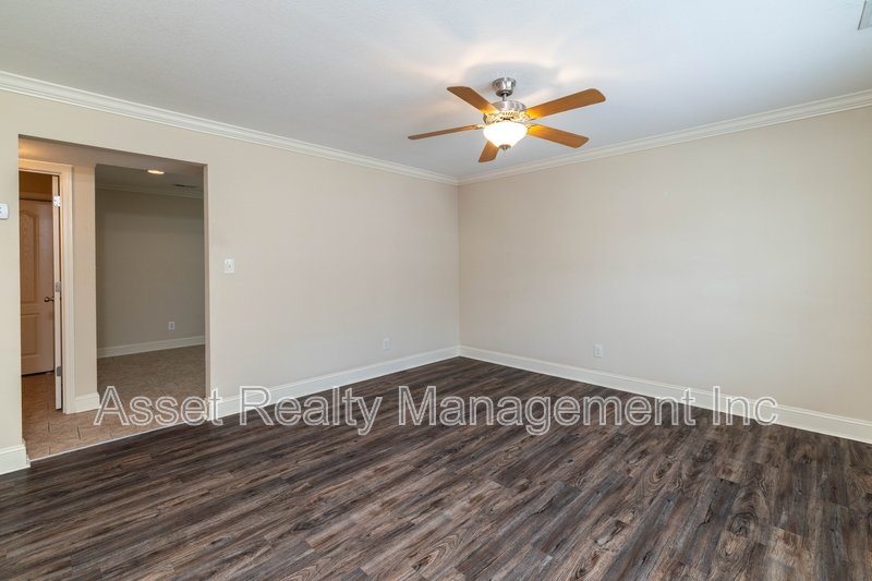 4730 Forest Landing Way property image