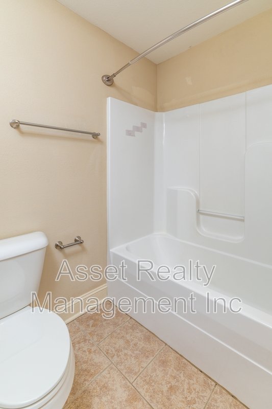 4730 Forest Landing Way property image
