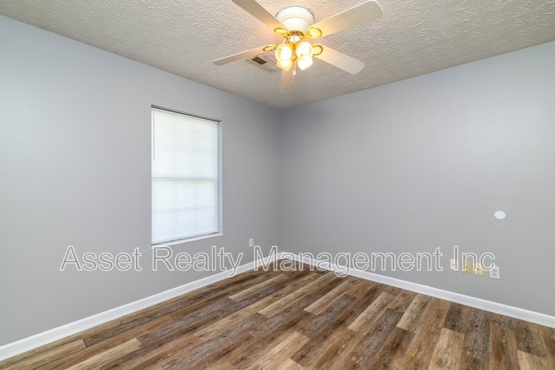 152 Red Bud Lane property image