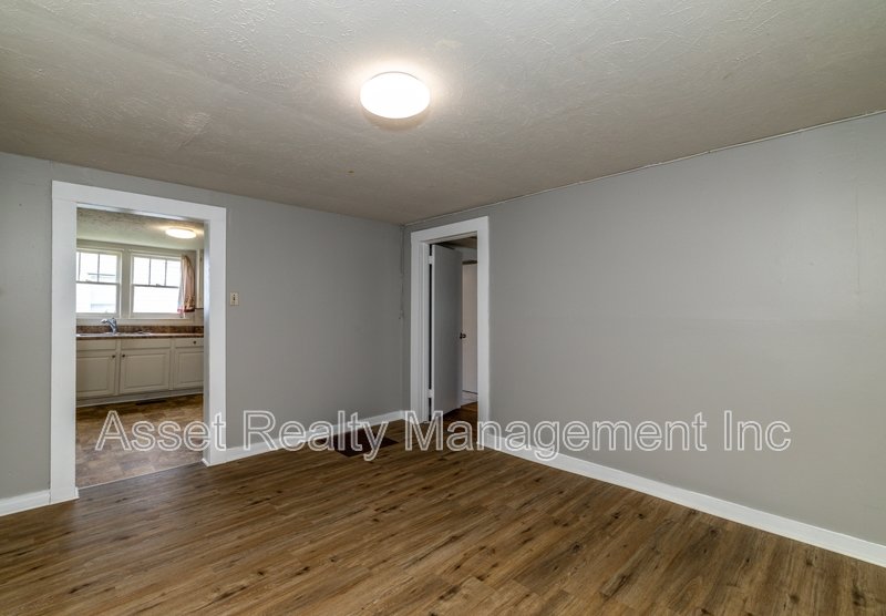 2608 Piedmont Street Northwest property image