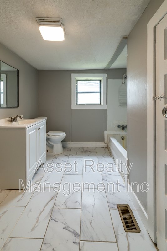 2608 Piedmont Street Northwest property image
