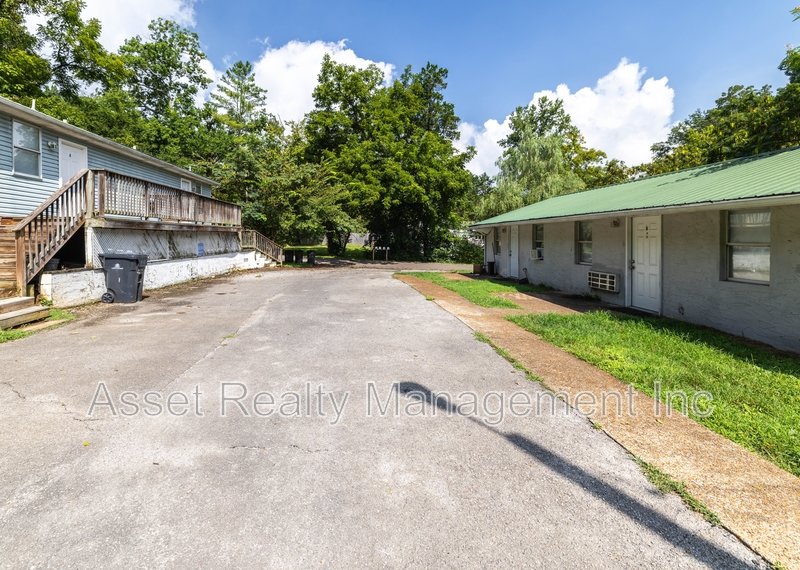 608 Lester Road Unit 3 property image