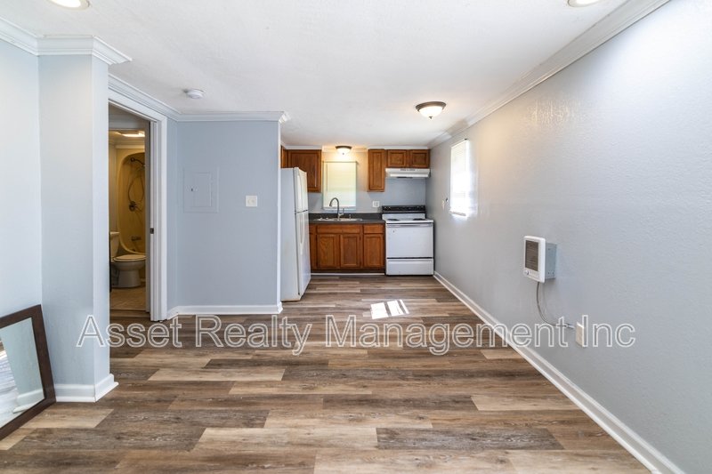 608 Lester Road Unit 3 property image