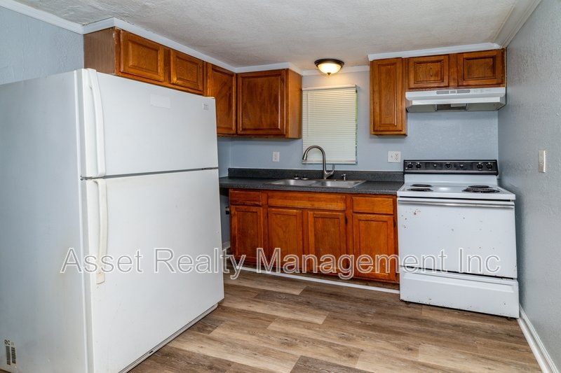 608 Lester Road Unit 3 property image