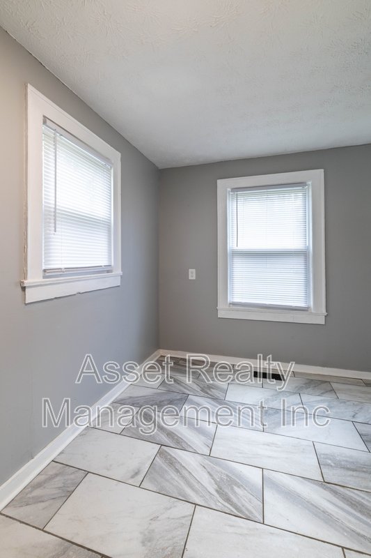 2554 Martin Luther King Jr Ave property image