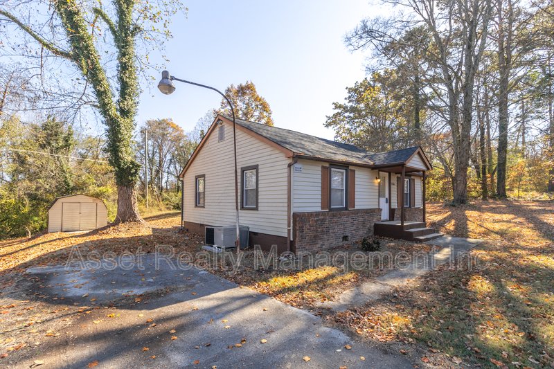 4864 Shell Lane property image