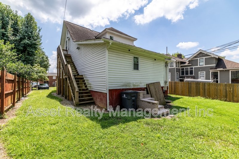 3043 East 5th Avenue - 1 property image