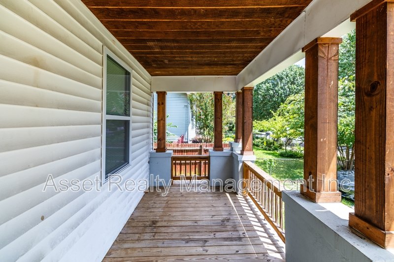 3043 East 5th Avenue - 1 property image