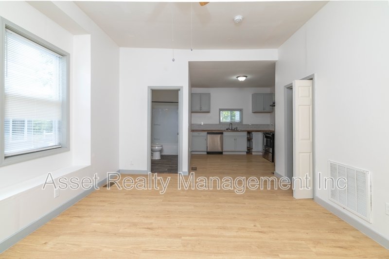 3043 East 5th Avenue - 1 property image