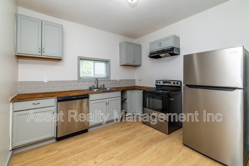 3043 East 5th Avenue - 1 property image