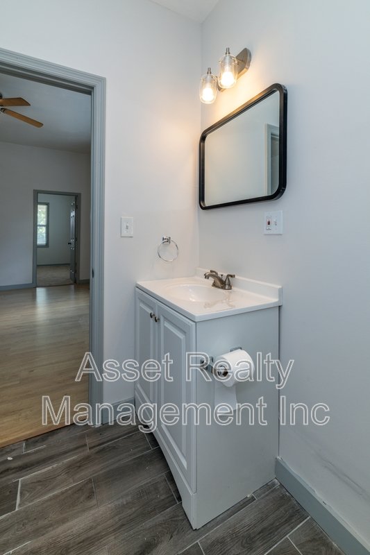 3043 East 5th Avenue - 1 property image