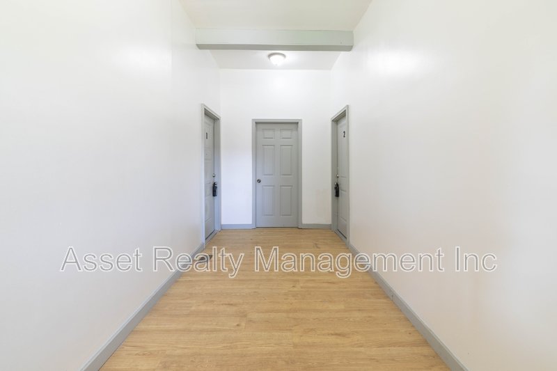 3043 East 5th Avenue - 2 property image