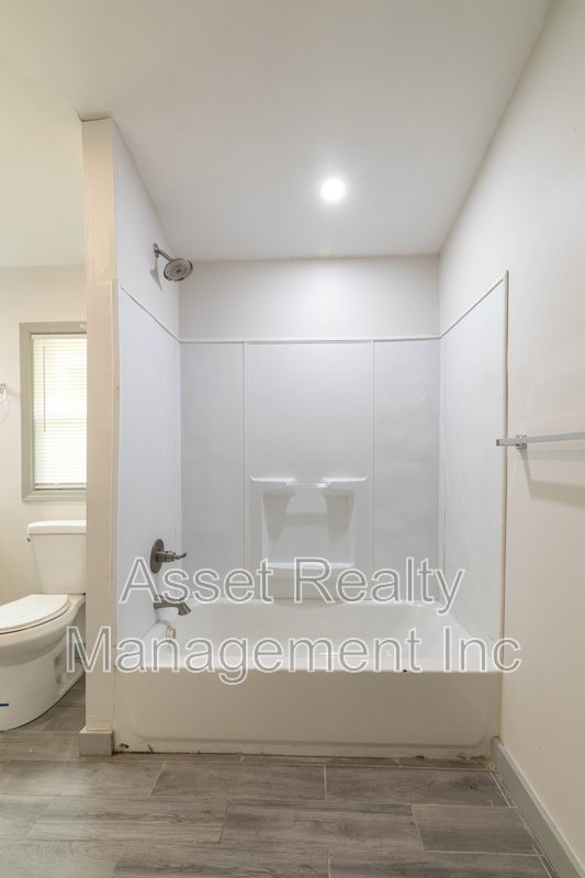 3043 East 5th Avenue - 2 property image