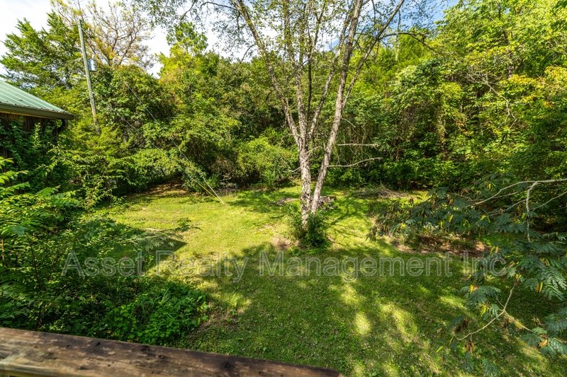 818 Deaderick Road property image