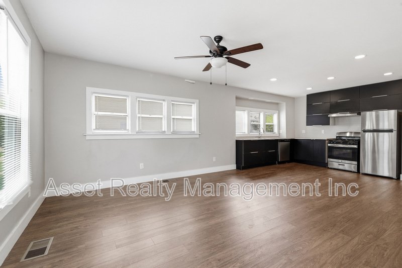 2418 Washington Avenue property image