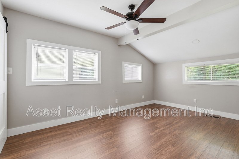 2418 Washington Avenue property image