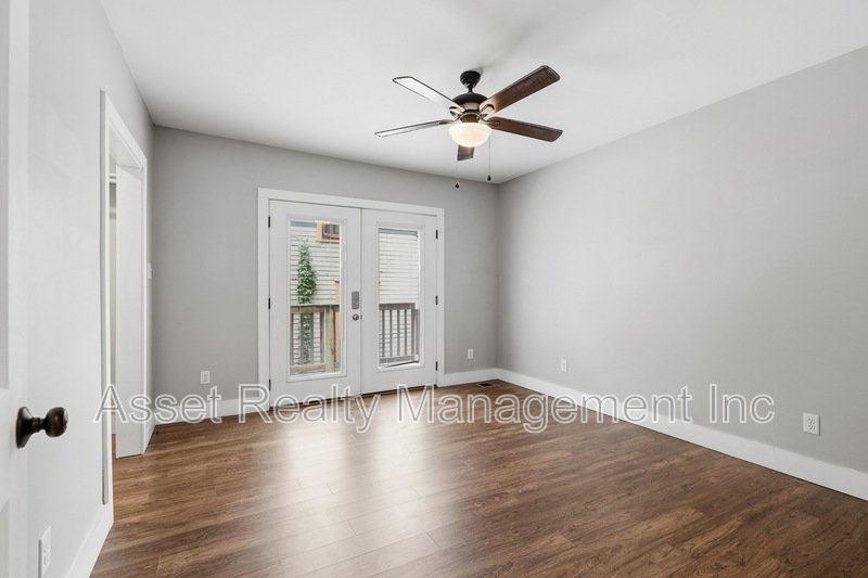 2418 Washington Avenue property image