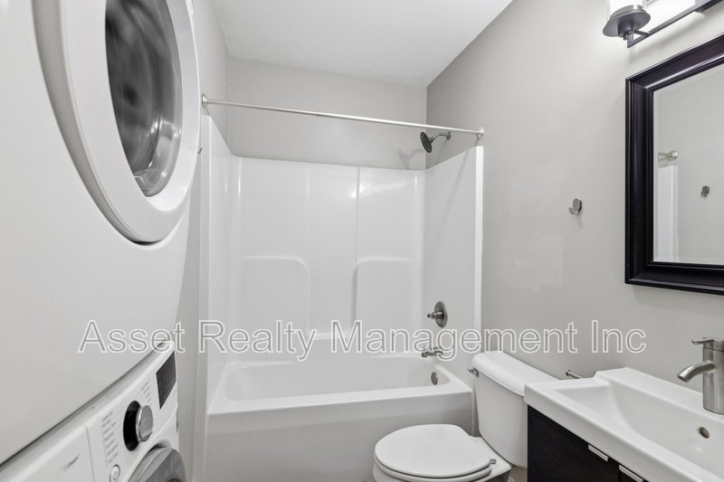 2418 Washington Avenue property image