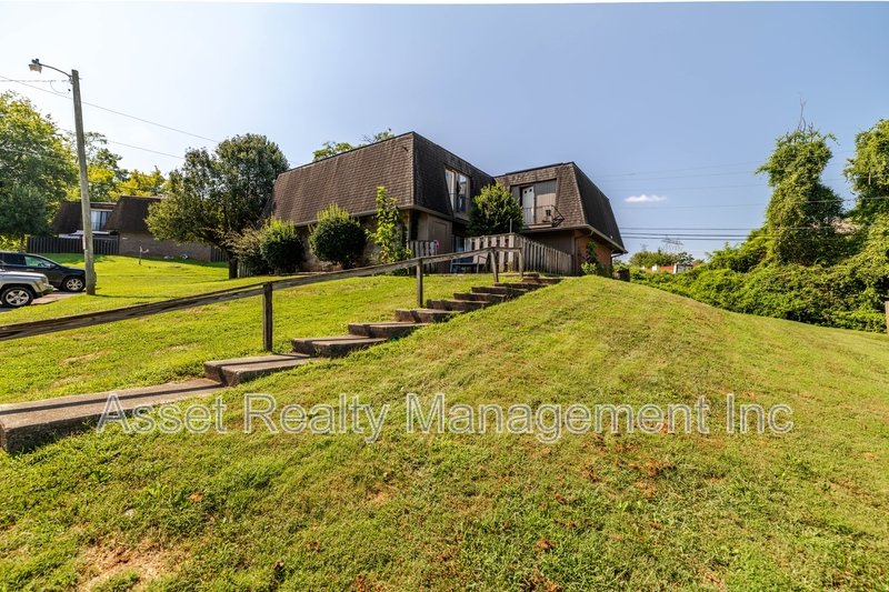9104 Woodpark Lane Northwest - D property image
