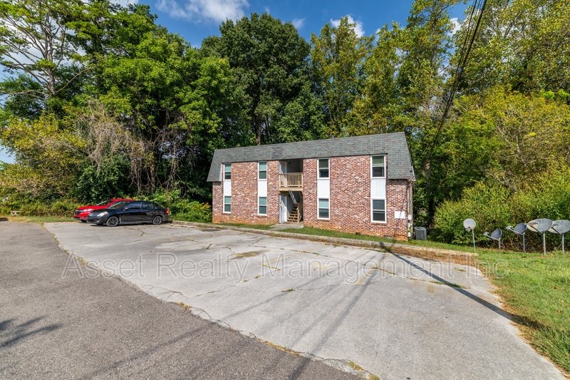 2817 Colt Dr - 2 property image