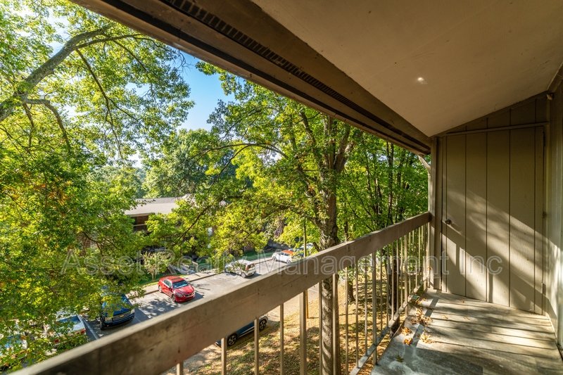 8510 Madrid Court - 8510 property image
