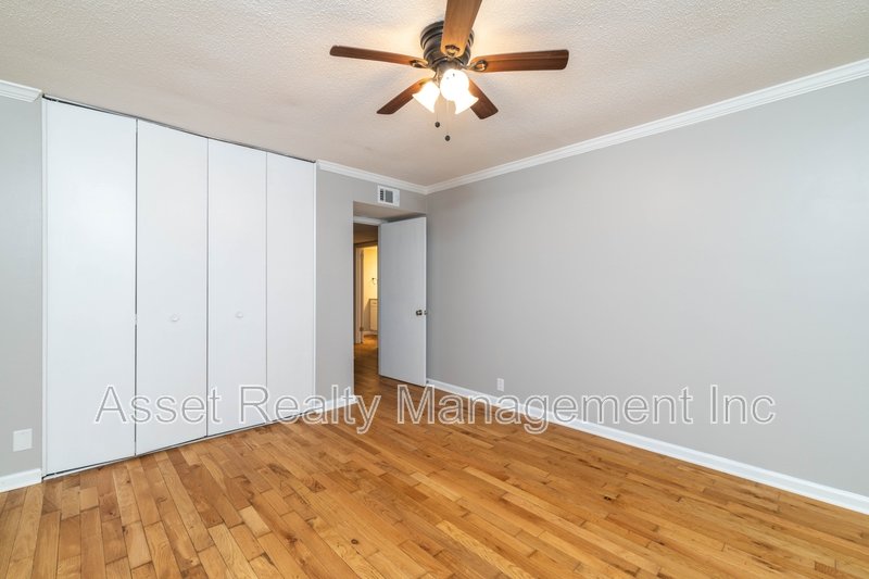 8510 Madrid Court - 8510 property image