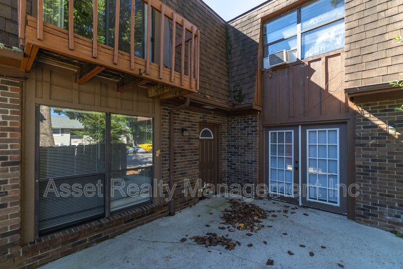 9124 Woodpark Lane Northwest - A property image