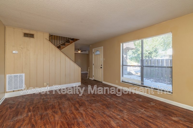 9124 Woodpark Lane Northwest - A property image