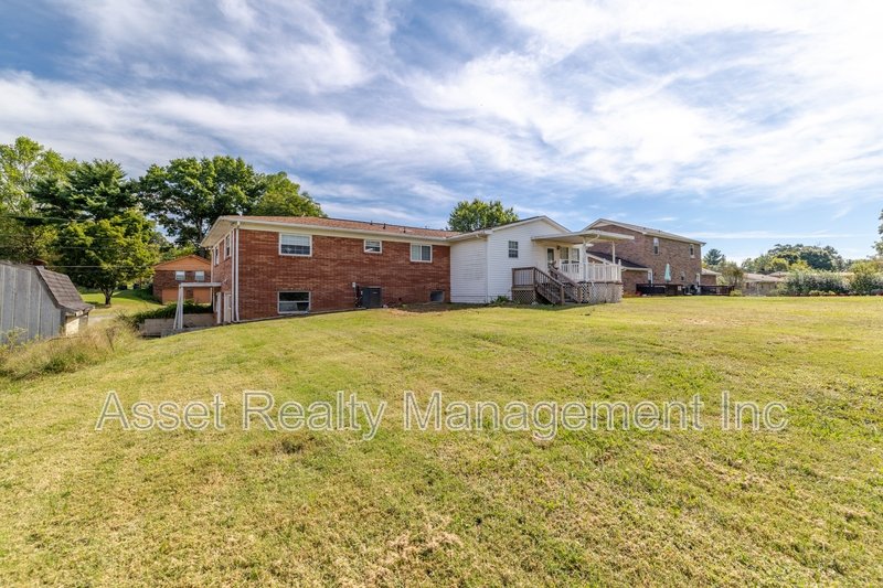 218 Britton Drive property image