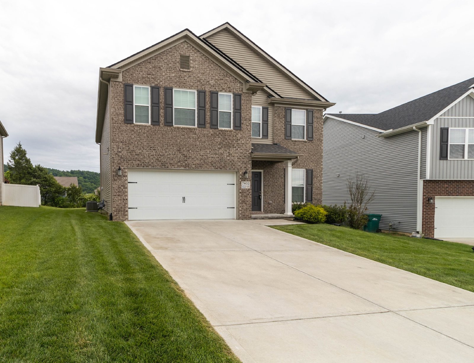 Beeler Farms Ln - 7832 (10 YR WARRANTY 2022) - 1 property image