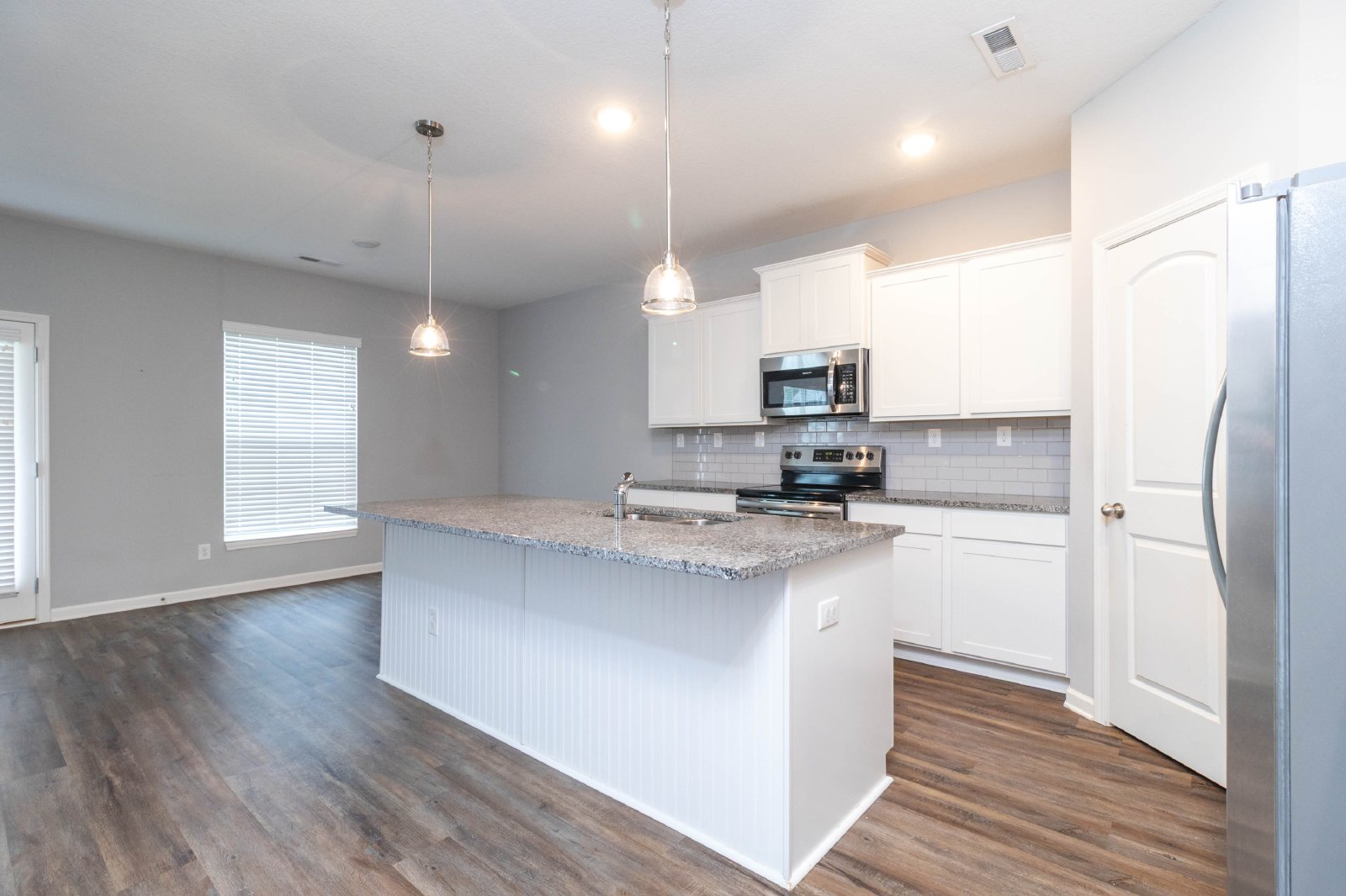Beeler Farms Ln - 7832 (10 YR WARRANTY 2022) - 1 property image
