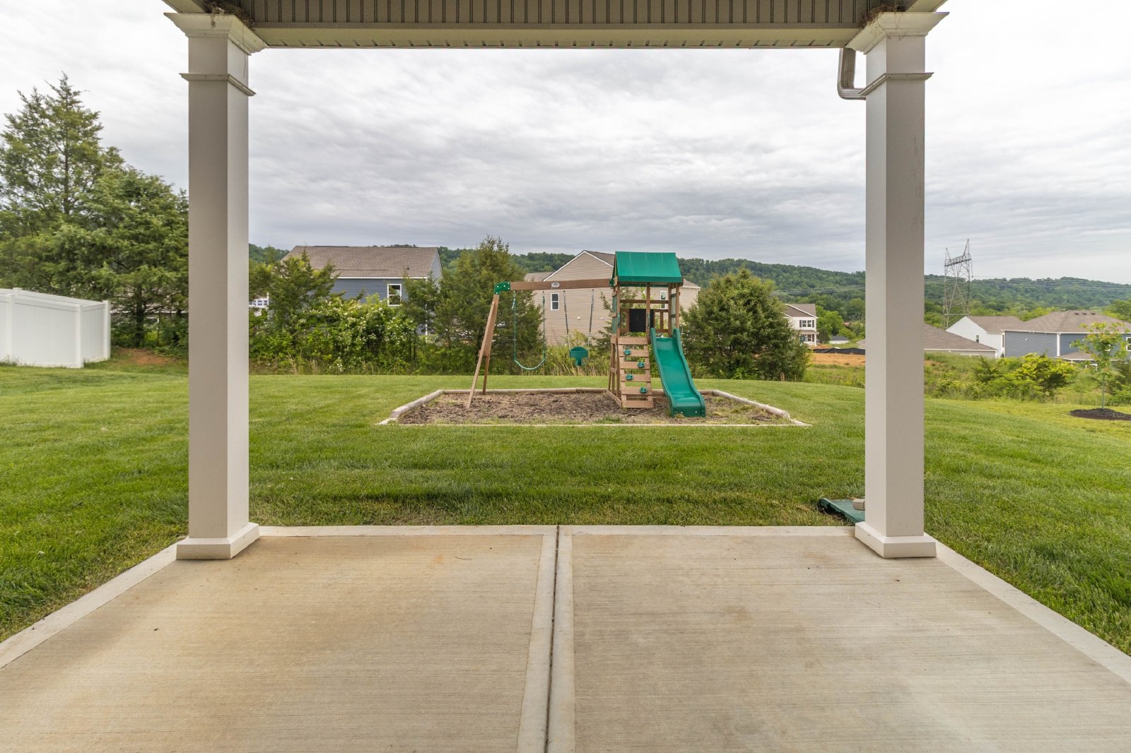 Beeler Farms Ln - 7832 (10 YR WARRANTY 2022) - 1 property image