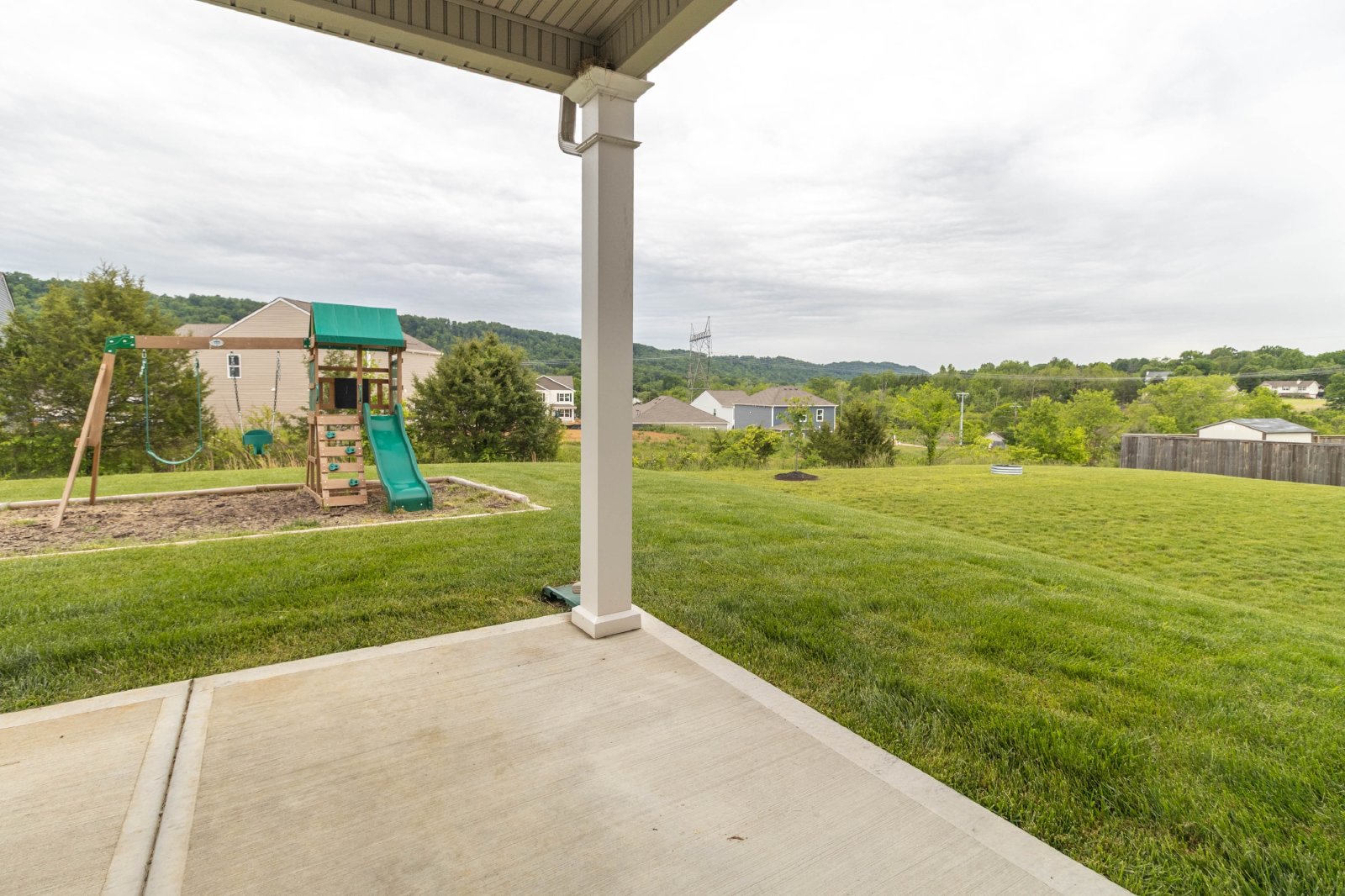 Beeler Farms Ln - 7832 (10 YR WARRANTY 2022) - 1 property image