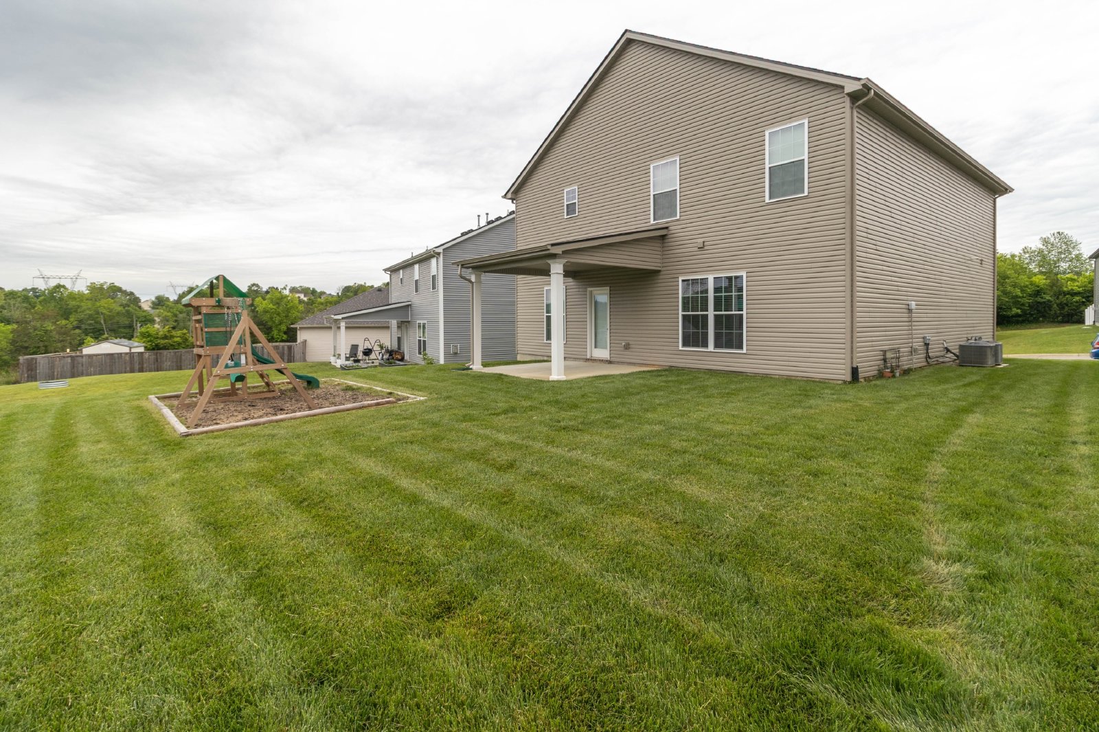 Beeler Farms Ln - 7832 (10 YR WARRANTY 2022) - 1 property image