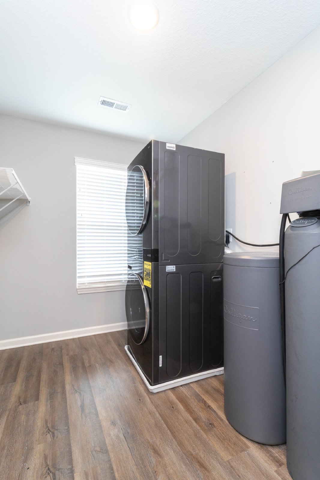 Beeler Farms Ln - 7832 (10 YR WARRANTY 2022) - 1 property image