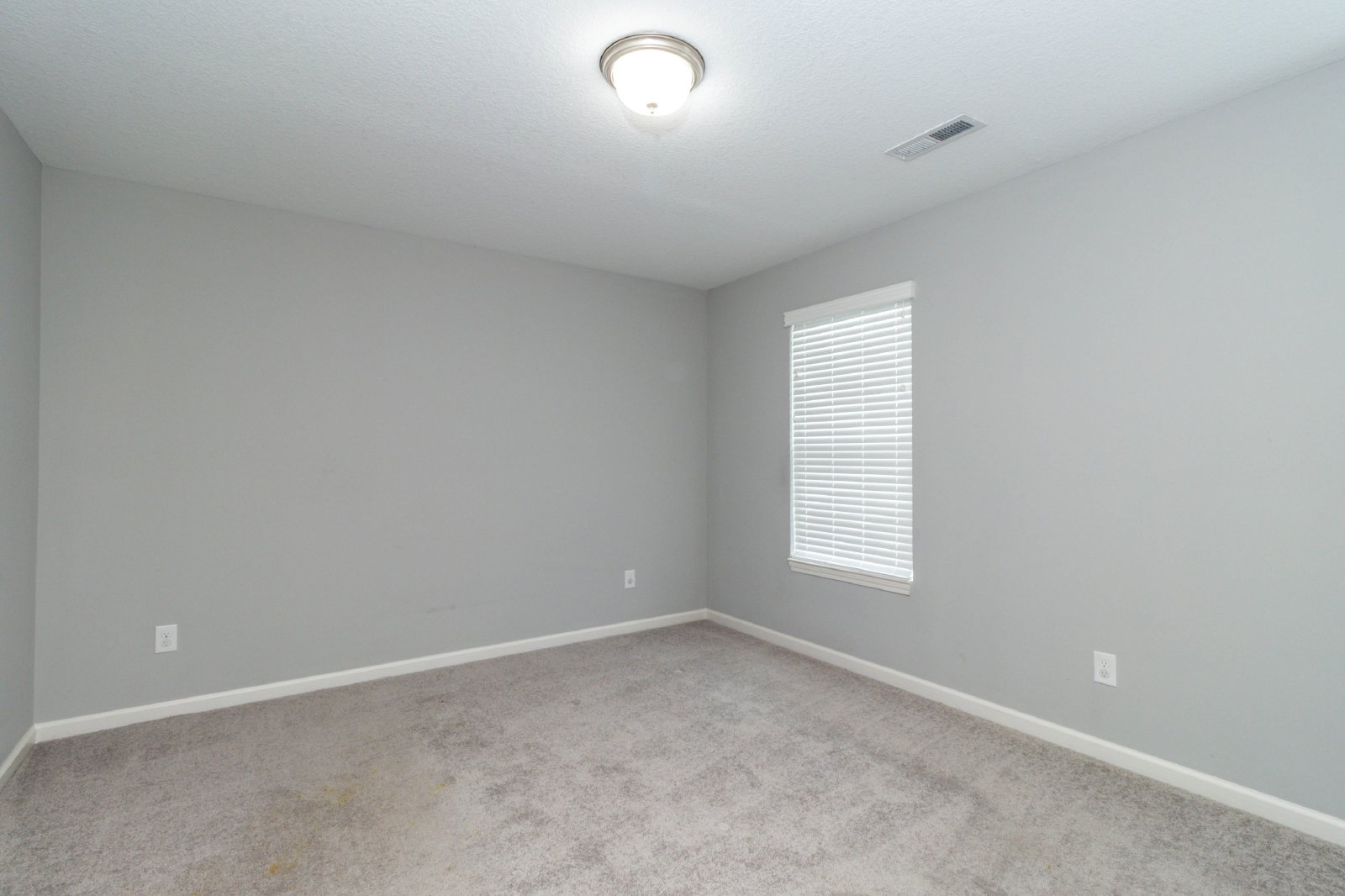 Beeler Farms Ln - 7832 (10 YR WARRANTY 2022) - 1 property image