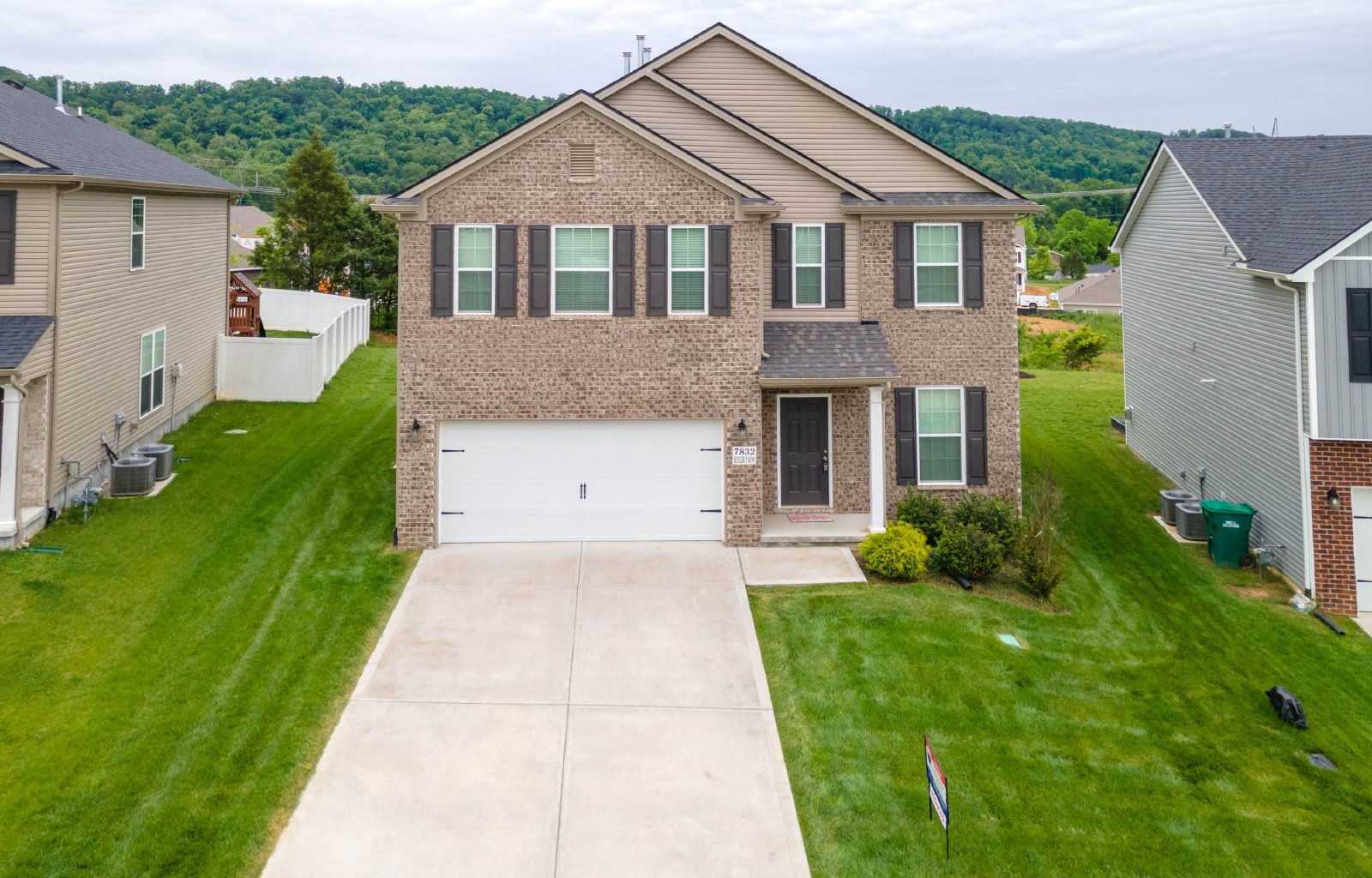 Beeler Farms Ln - 7832 (10 YR WARRANTY 2022) - 1 property image