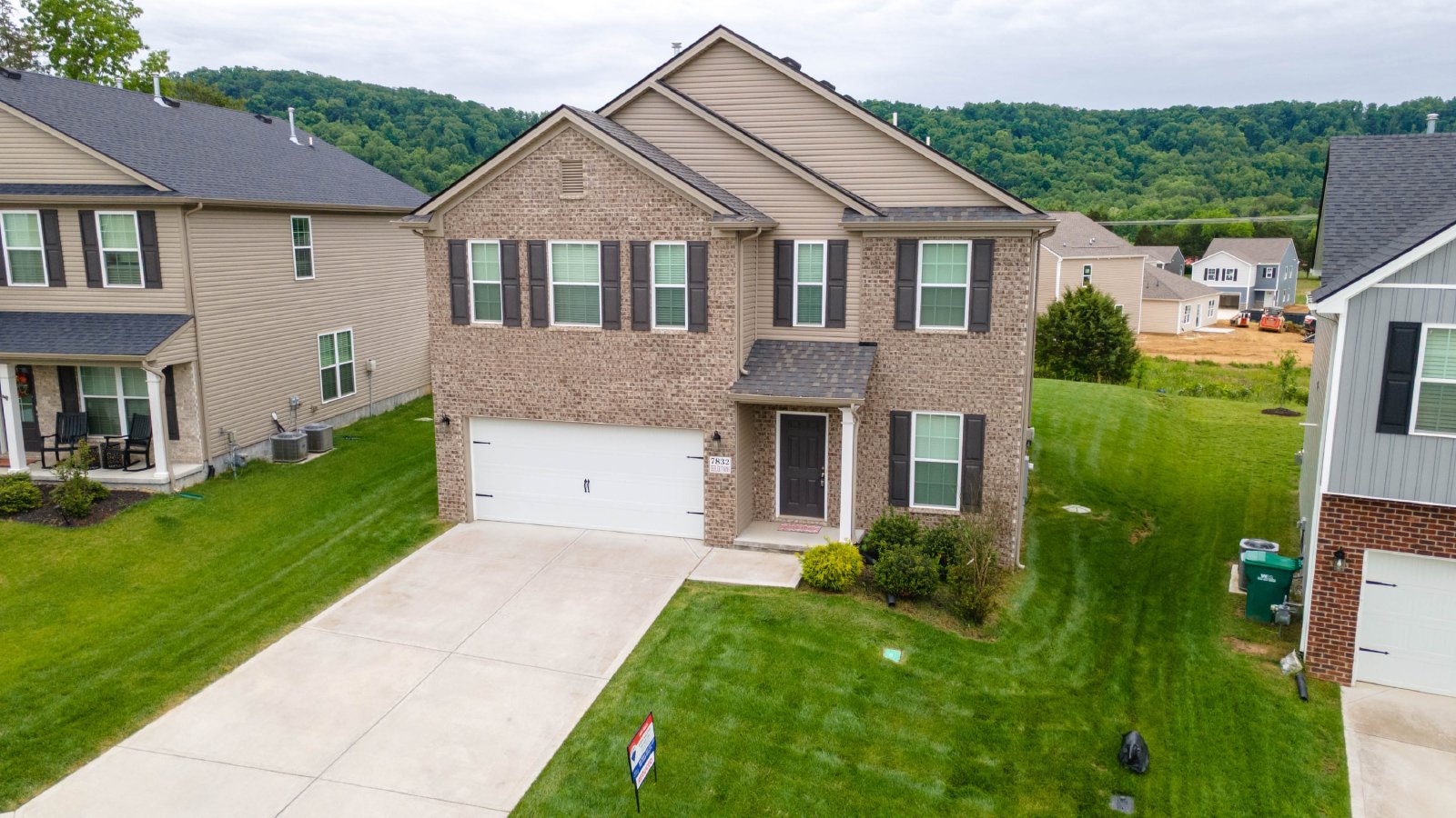 Beeler Farms Ln - 7832 (10 YR WARRANTY 2022) - 1 property image