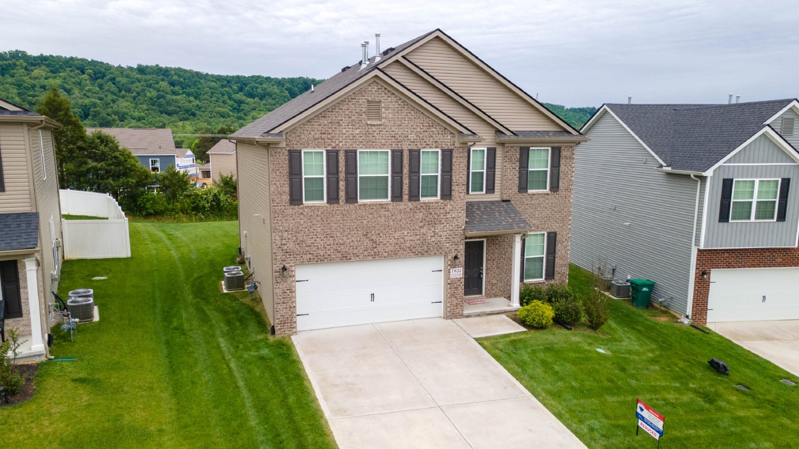 Beeler Farms Ln - 7832 (10 YR WARRANTY 2022) - 1 property image