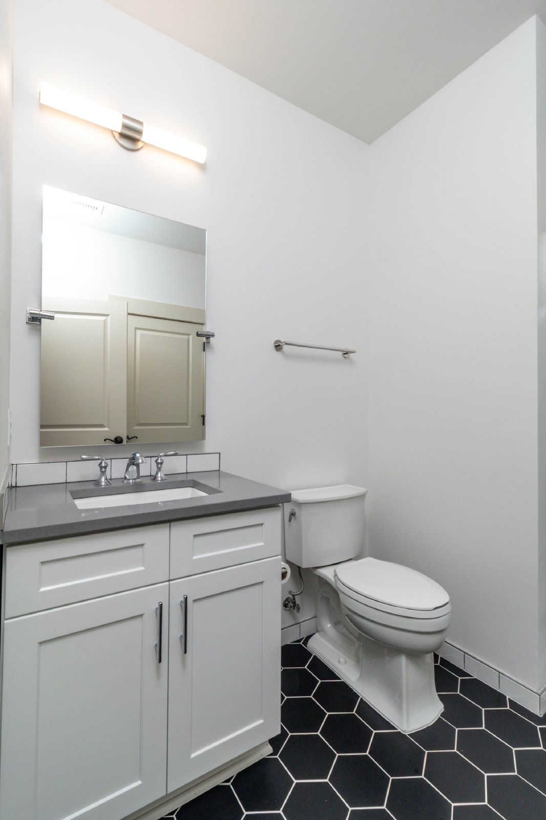 Franck Street - 1120 (ALCOA) - 212 property image