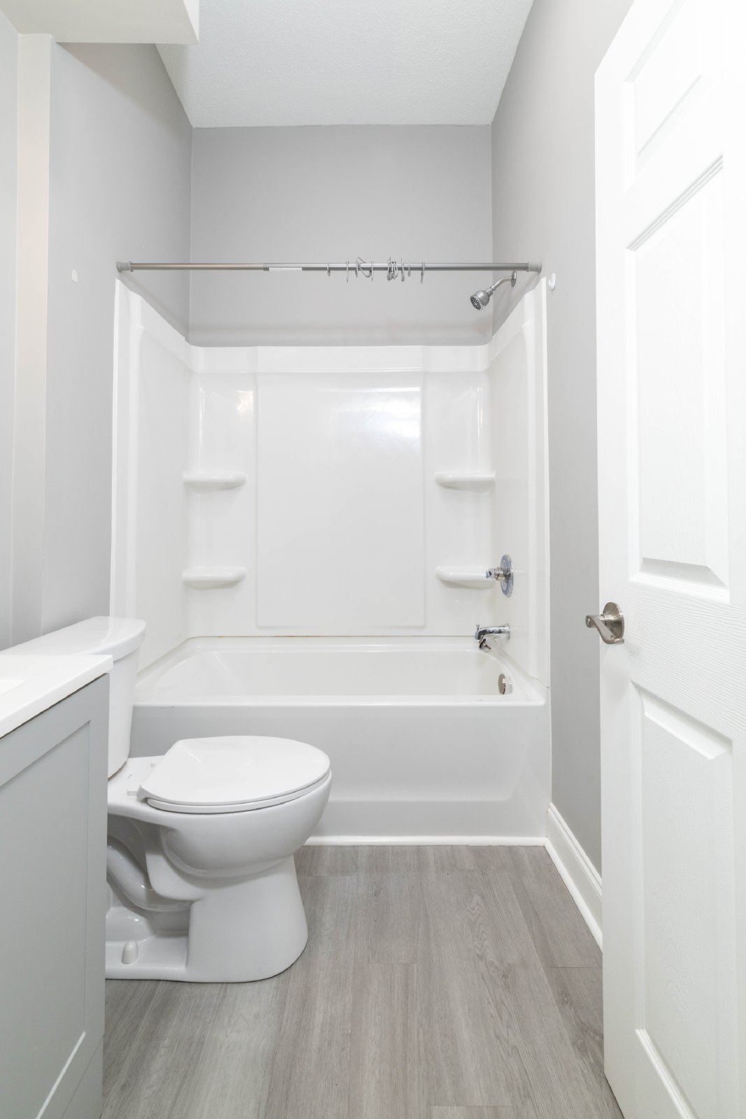 Sanderson Rd - 2208 unit 101 (back house) - 101 property image