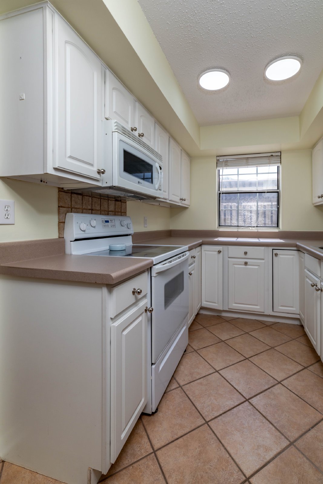 Gleason Drive - 7914 #1172 (HOA) - 1172 property image