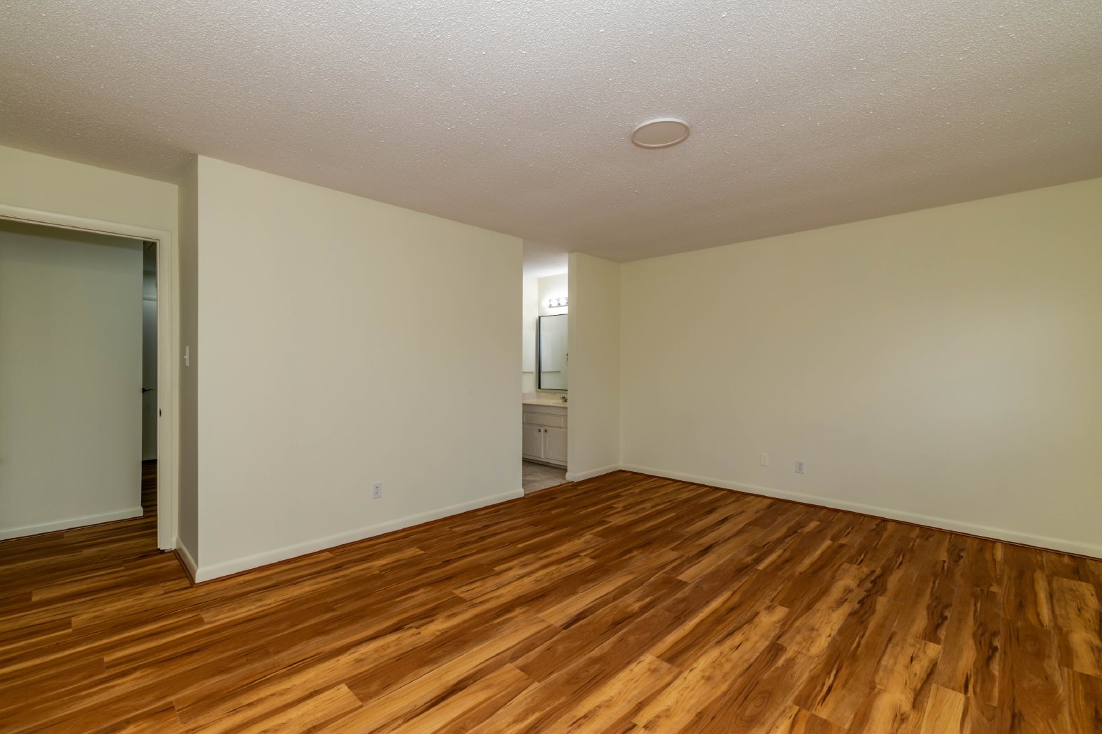 Gleason Drive - 7914 #1172 (HOA) - 1172 property image