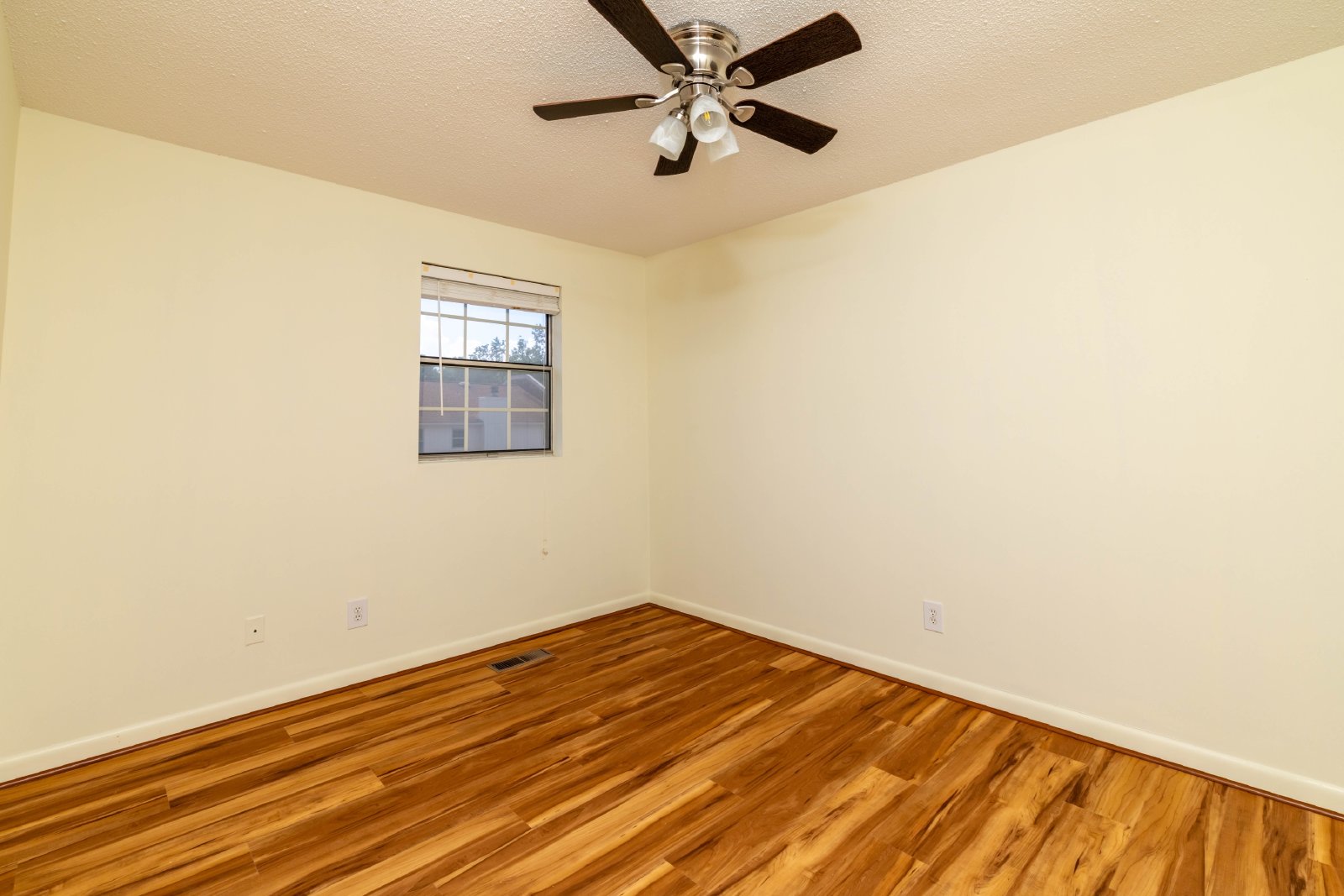 Gleason Drive - 7914 #1172 (HOA) - 1172 property image