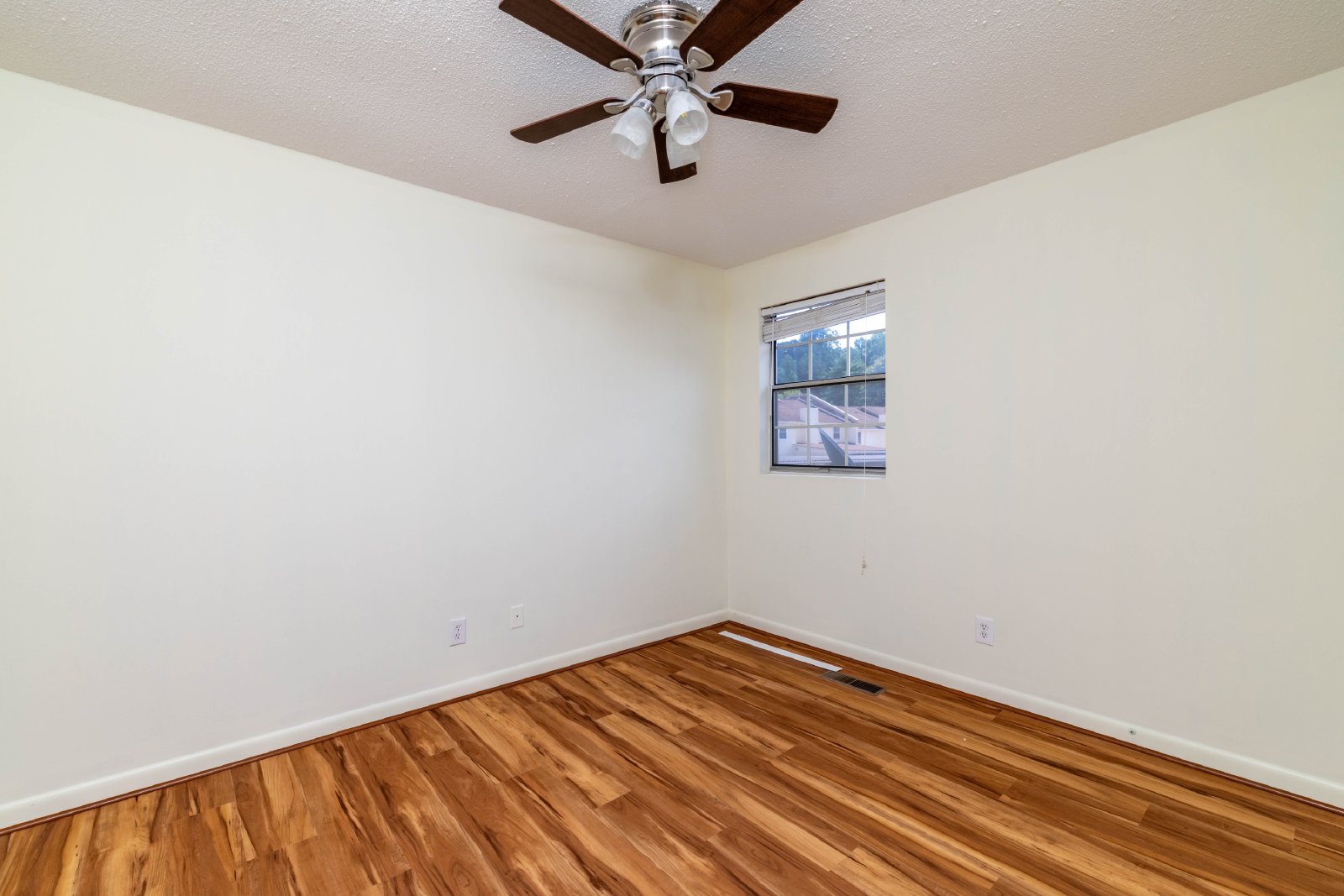 Gleason Drive - 7914 #1172 (HOA) - 1172 property image